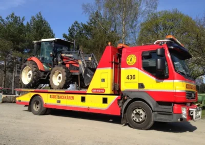 Bärgare av traktor som kan hjälpa dig i Jönköping